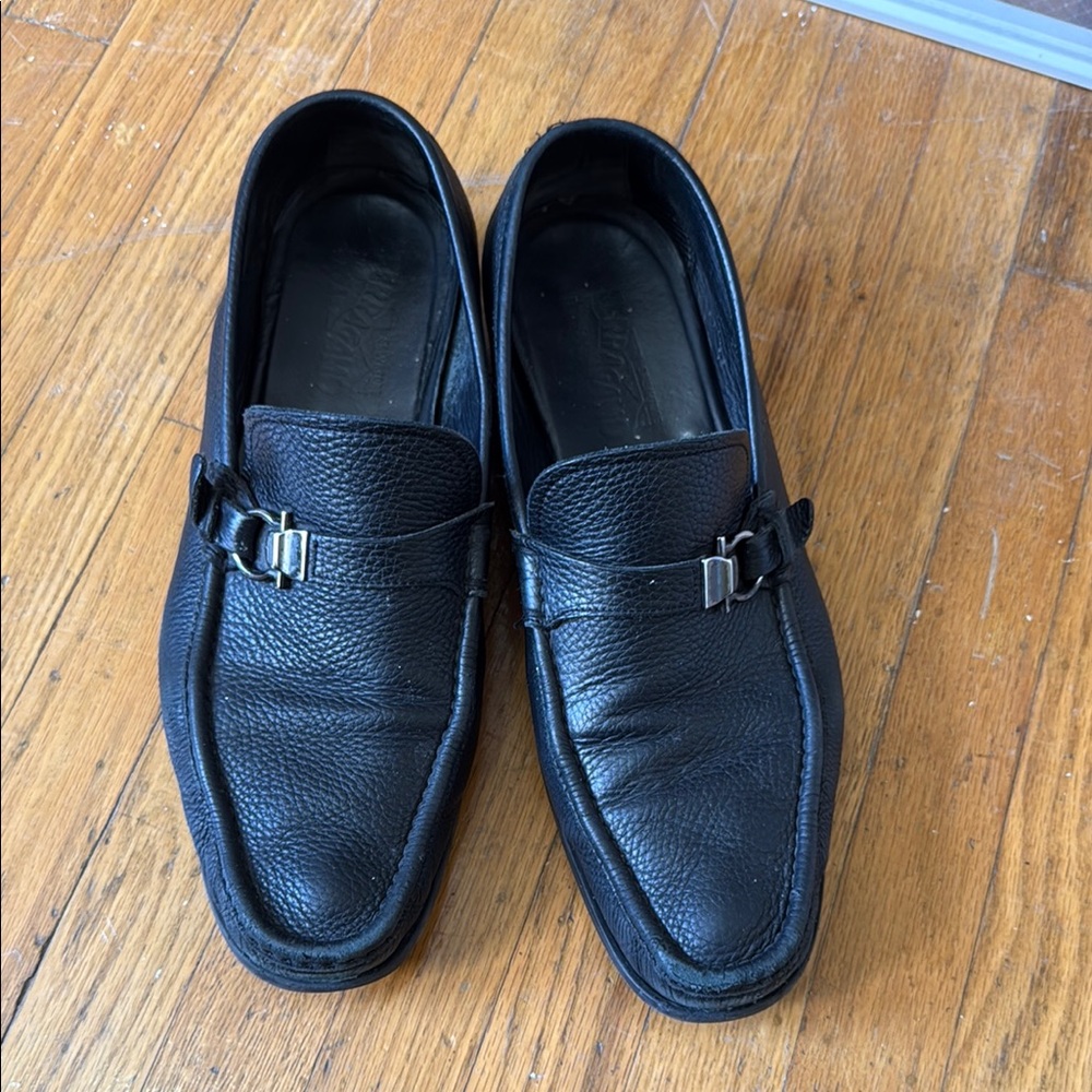 Salvatore Ferragamo Men's Black Leather Loafers
